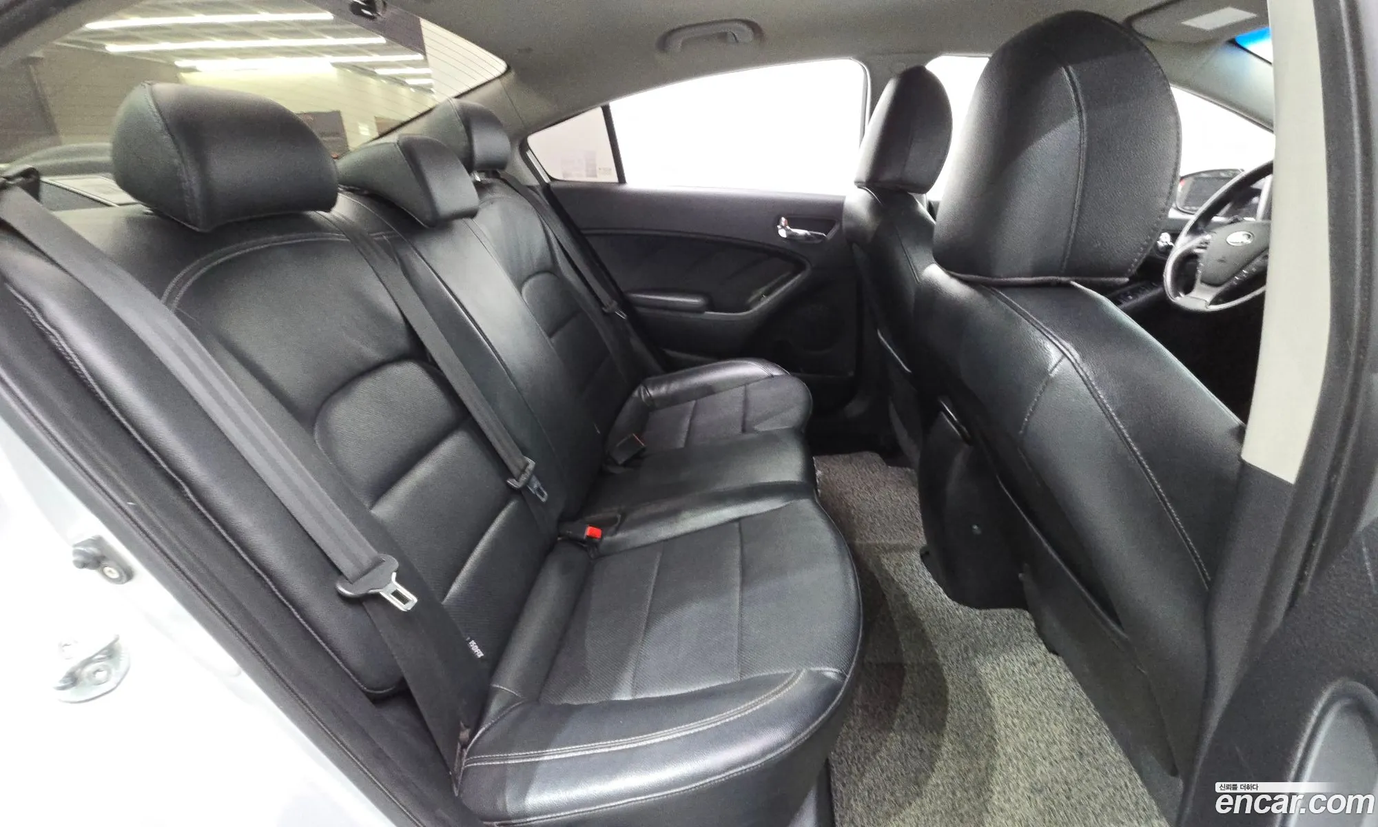 Kia K3 2013 — 9