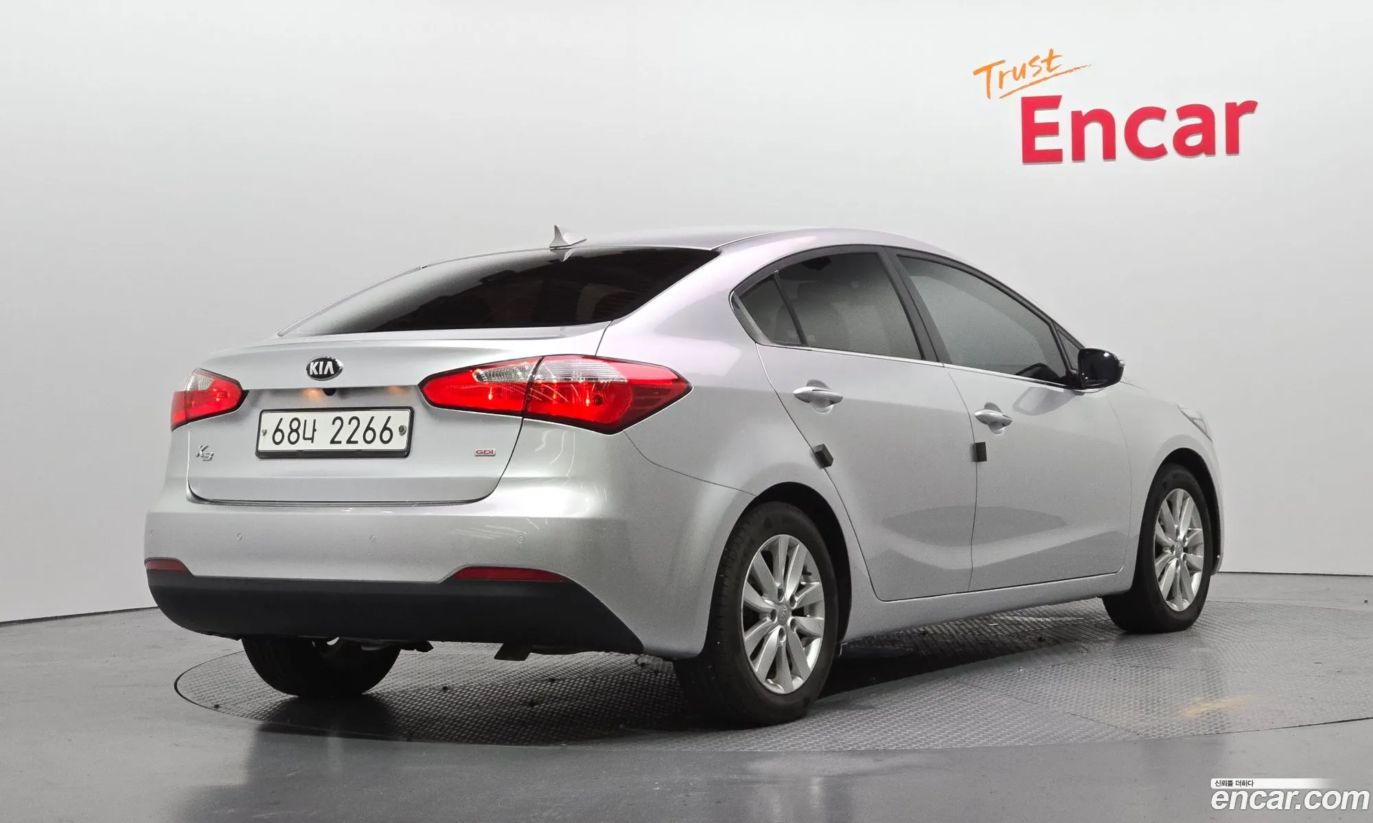 Kia K3 2013 — 13