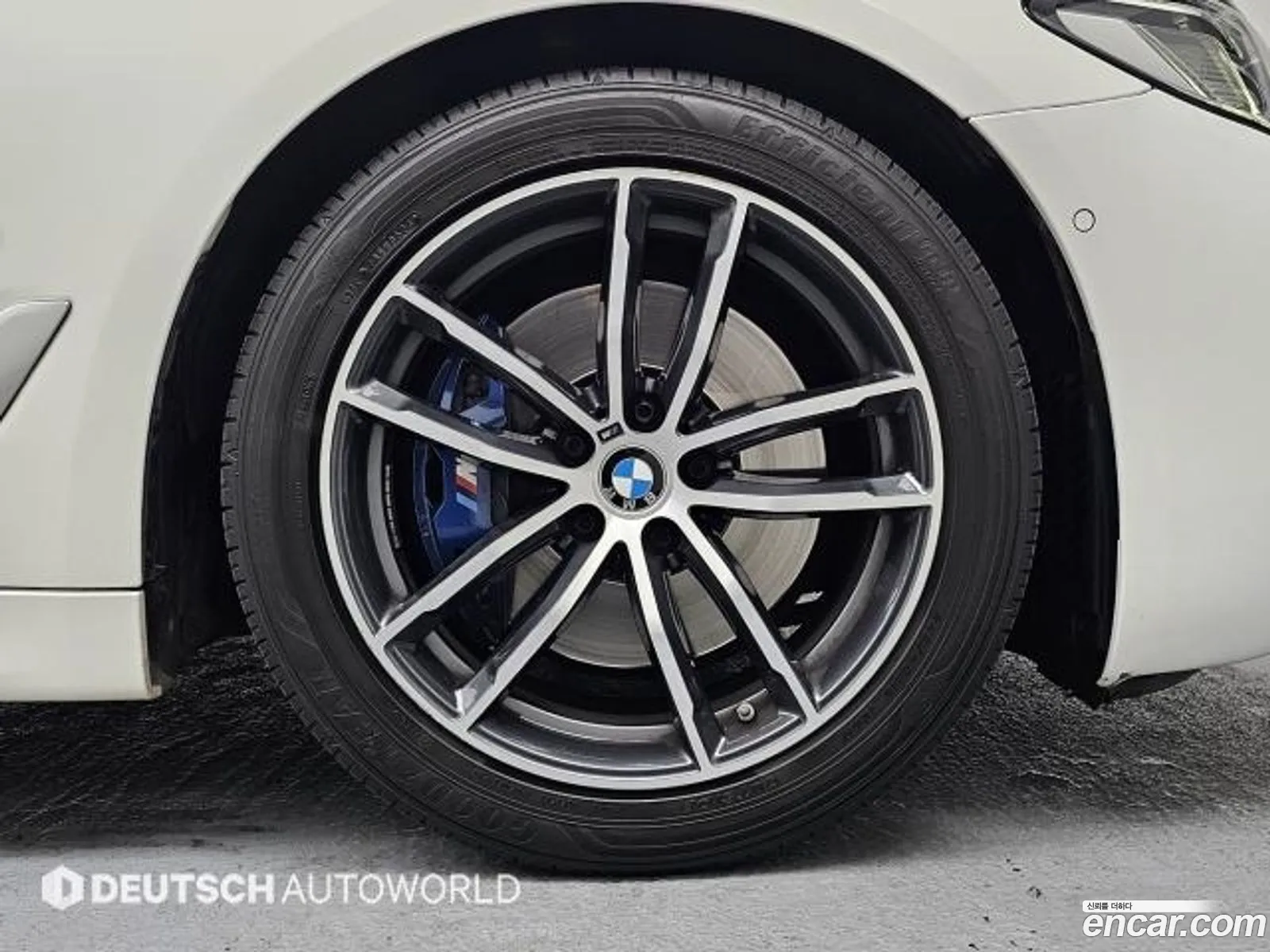 BMW 5 Series 2021 — 15
