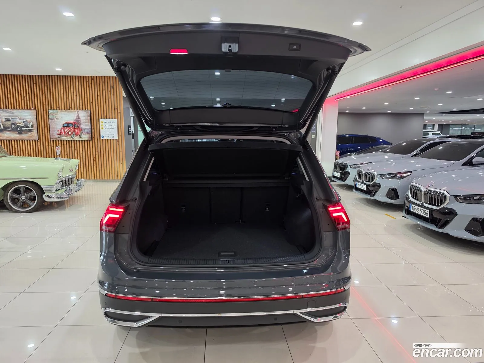 Volkswagen Tiguan 2022 — 16