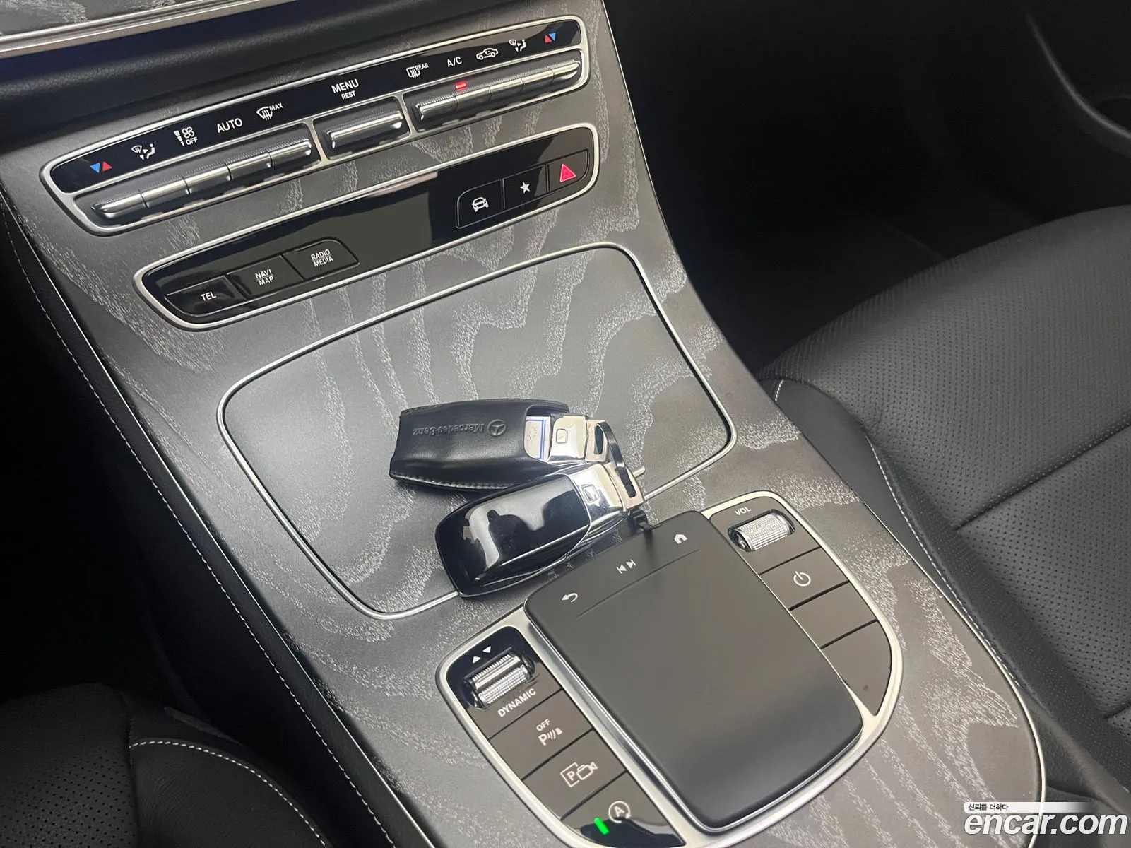 Mercedes-Benz E-Class W213 2022 — 14