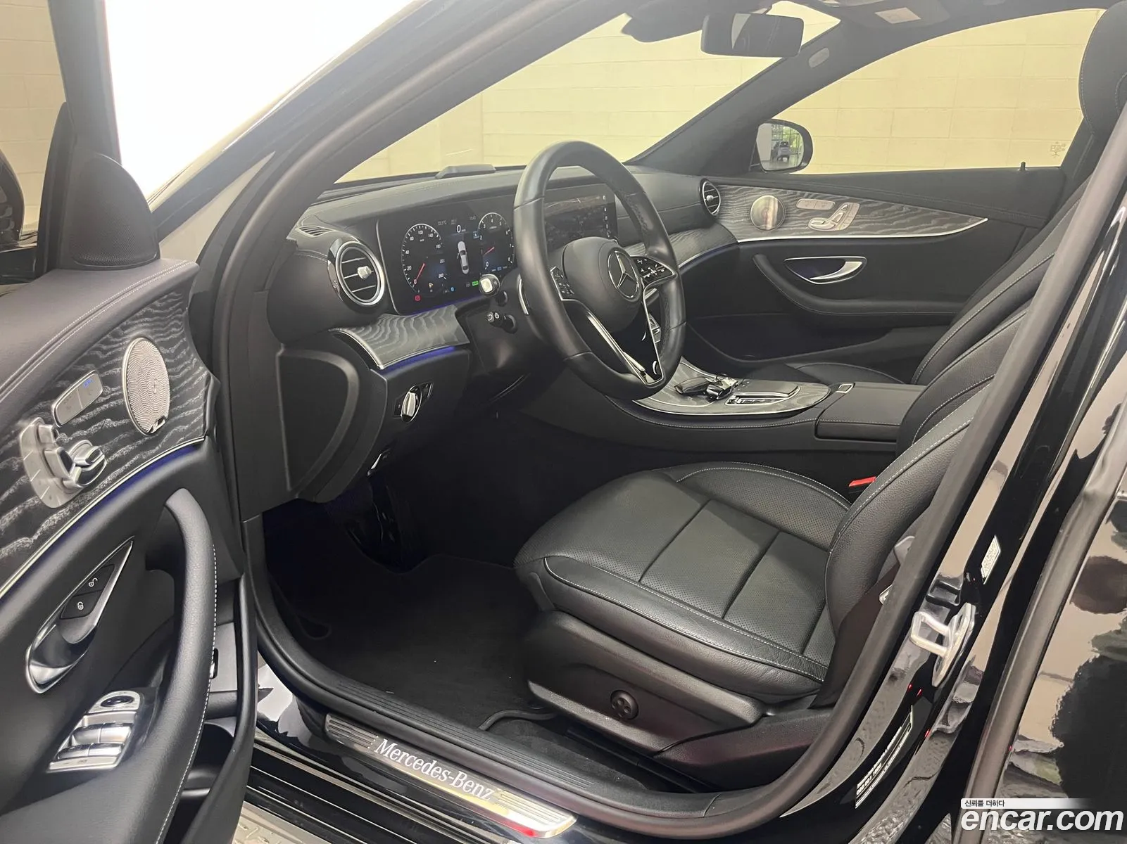 Mercedes-Benz E-Class W213 2022 — 20