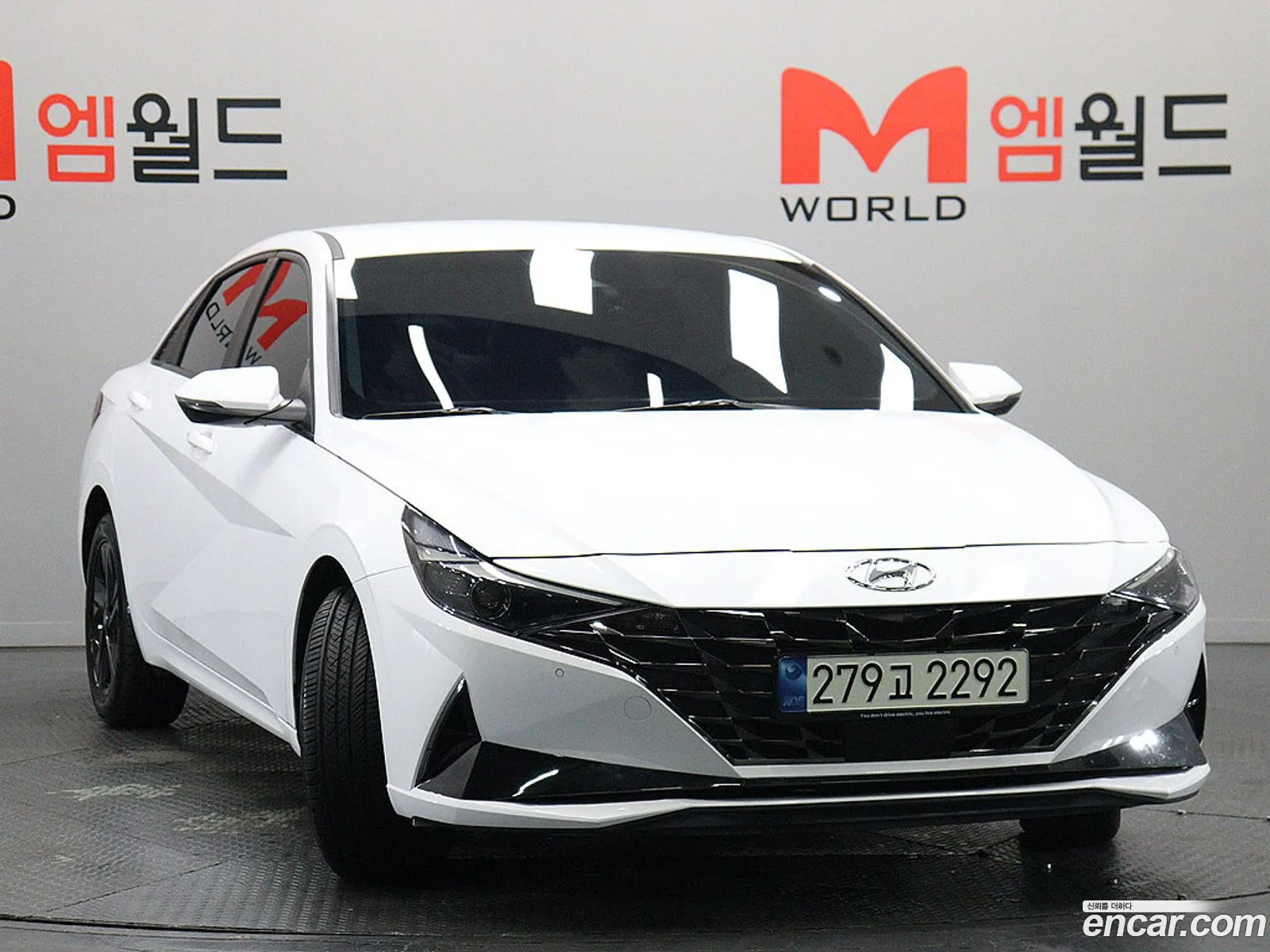 Hyundai Elantra 2022 — 10