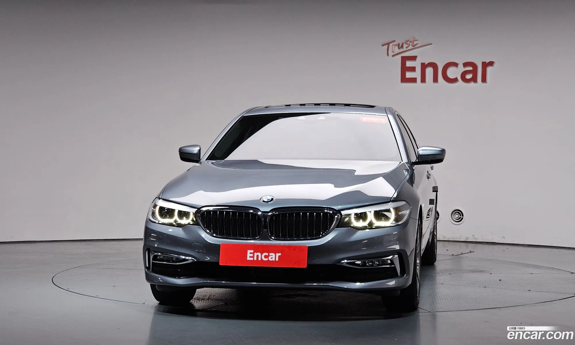 BMW 5 Series 2018 — 19