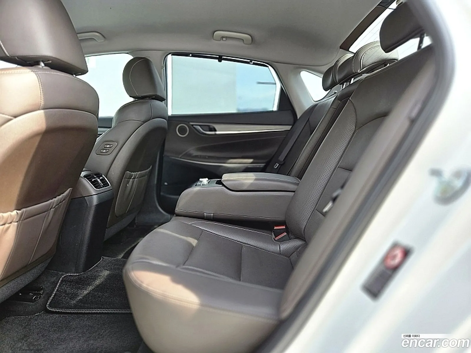 Hyundai Grandeur IG 2018 — 12