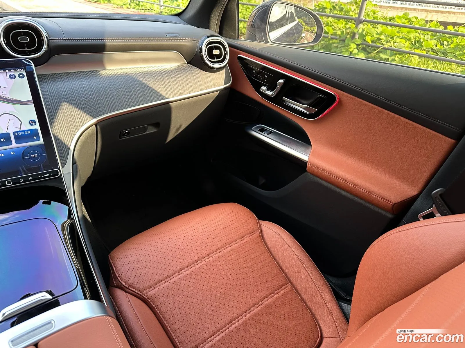 Mercedes-Benz GLC-Class X254 2024 — 18