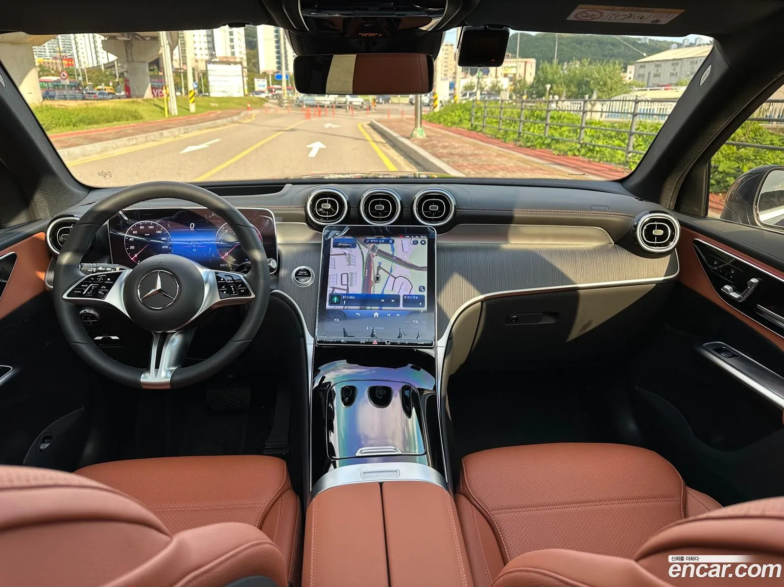 Mercedes-Benz GLC-Class X254 2024 — 17