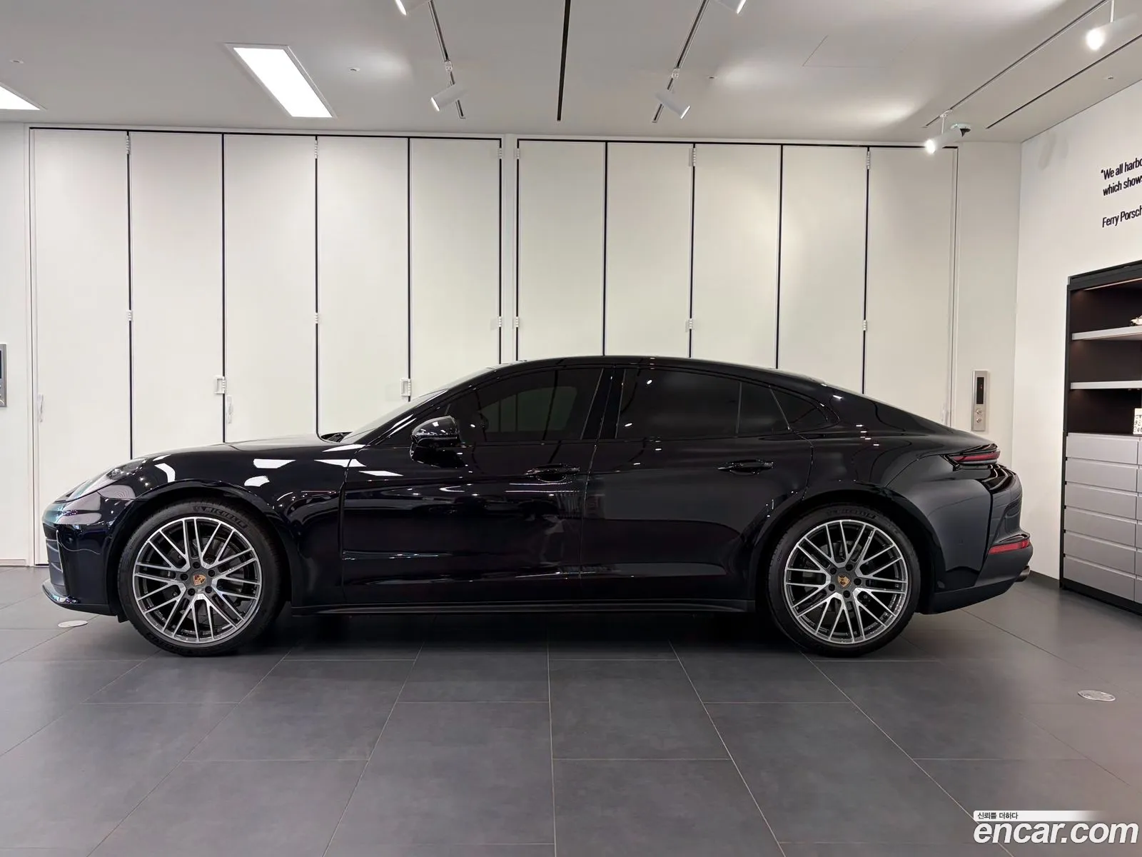 Porsche Panamera 2024 — 3