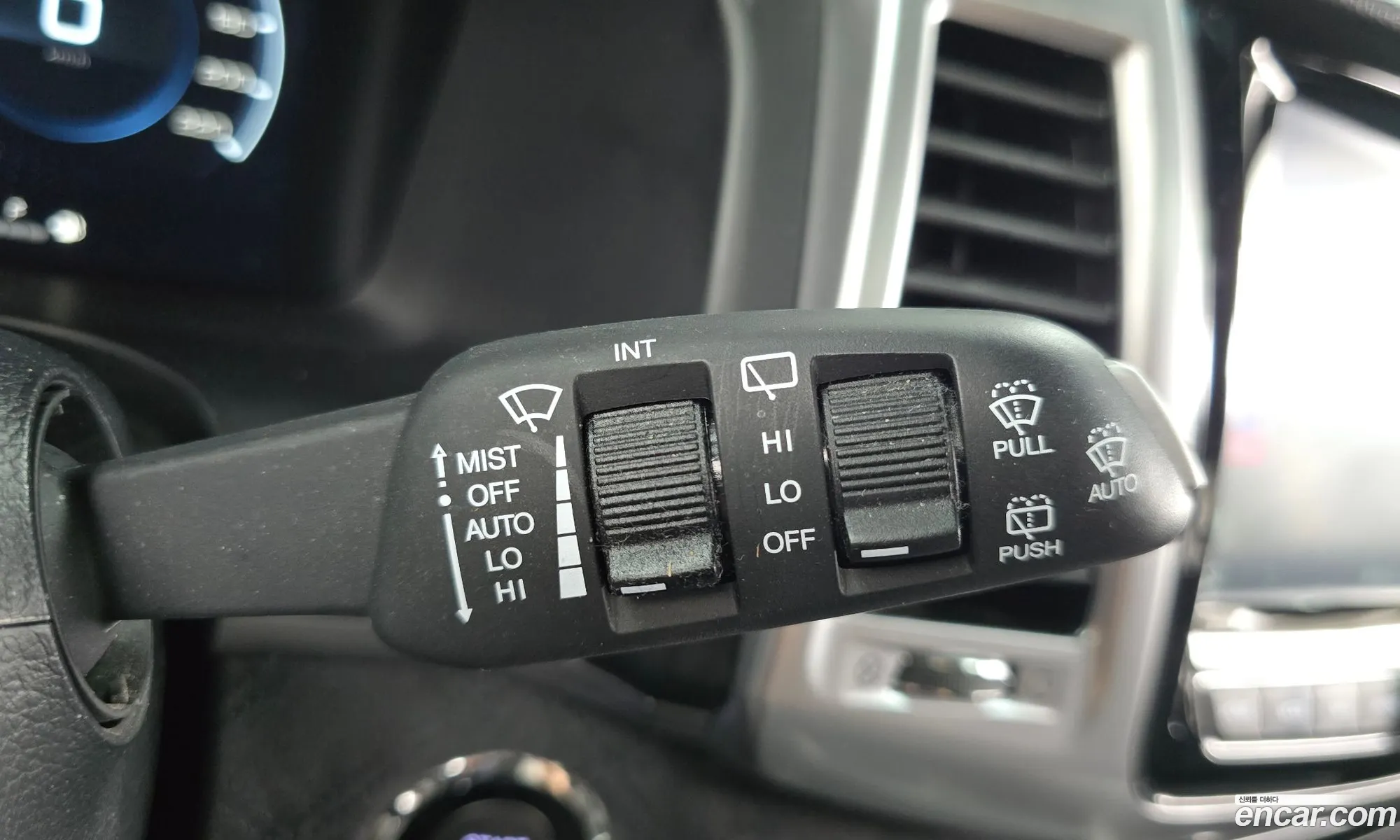 KG Mobility (SsangYong) Rexton 2021 — 27
