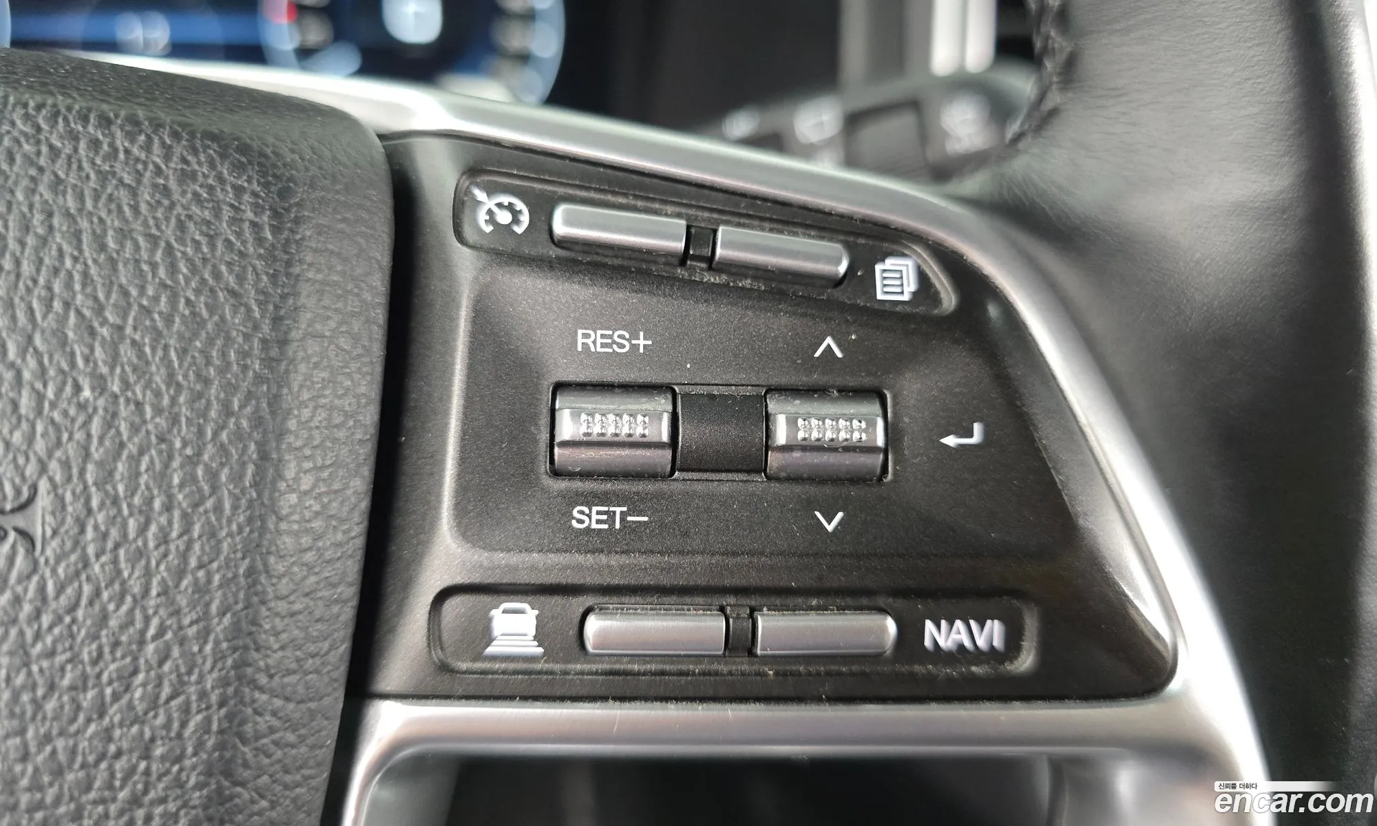 KG Mobility (SsangYong) Rexton 2021 — 19