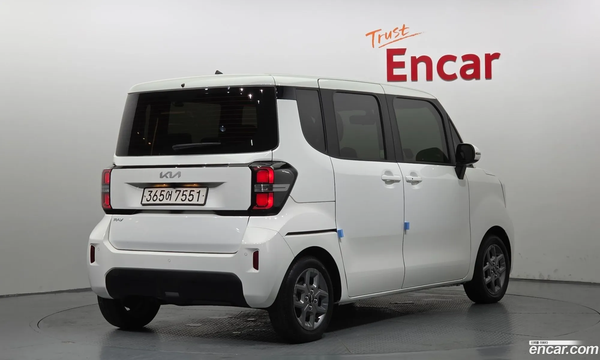 Kia Kia Ray 2023 — 24