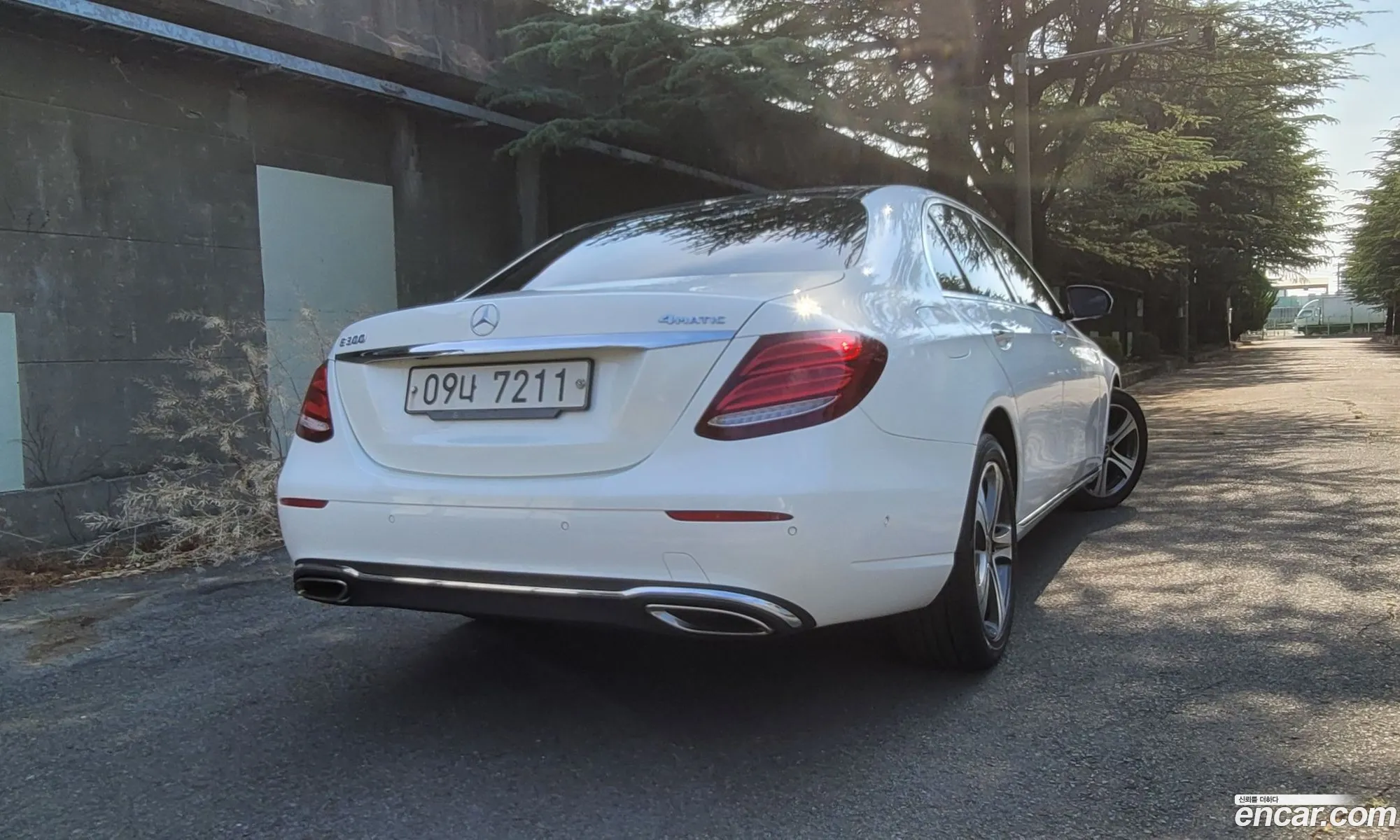 Mercedes-Benz E-Class W213 2017 — 13