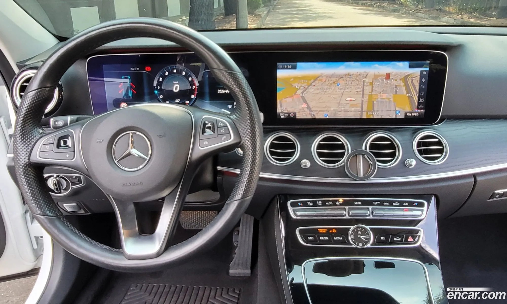 Mercedes-Benz E-Class W213 2017 — 8