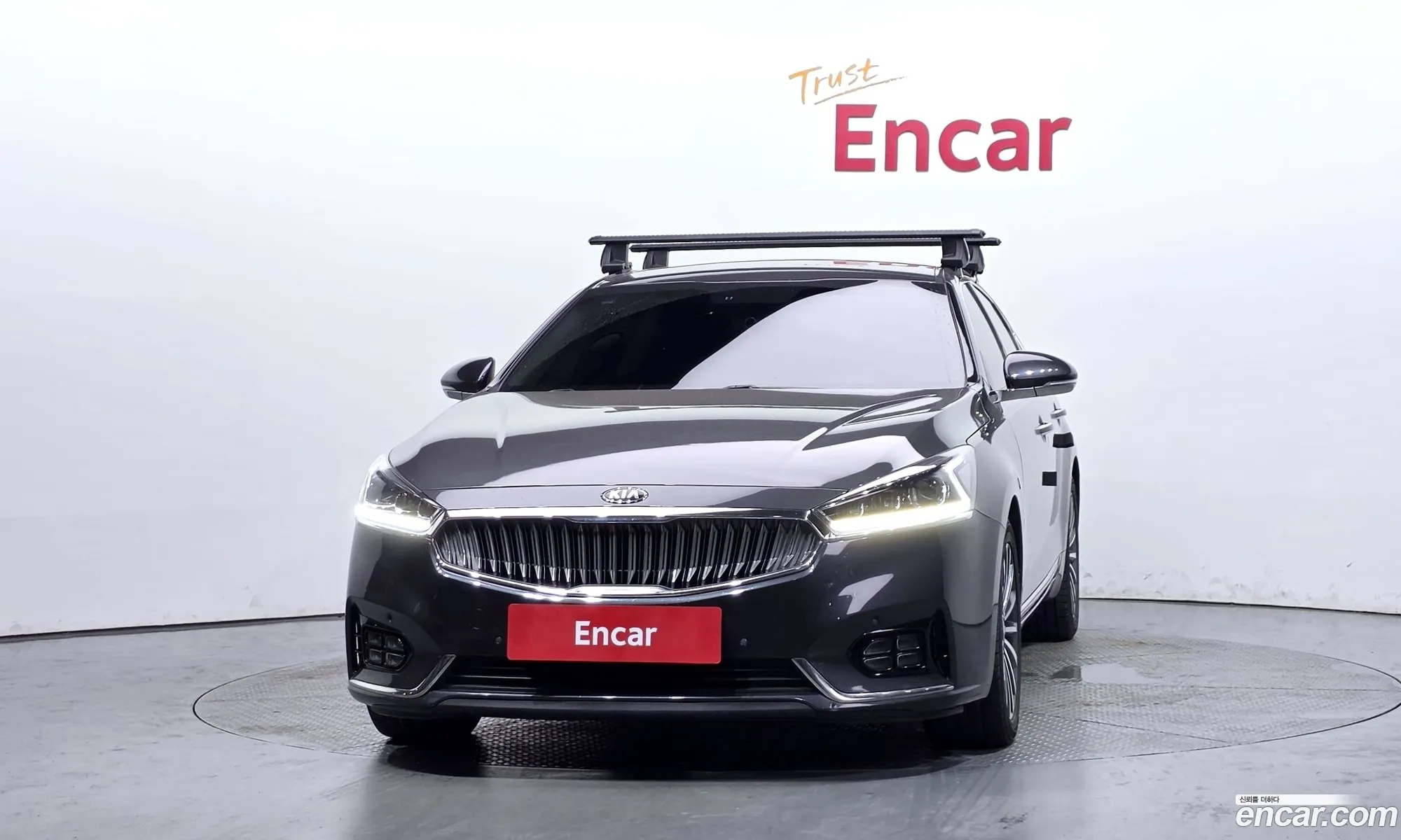 Kia K7 2018 — 7