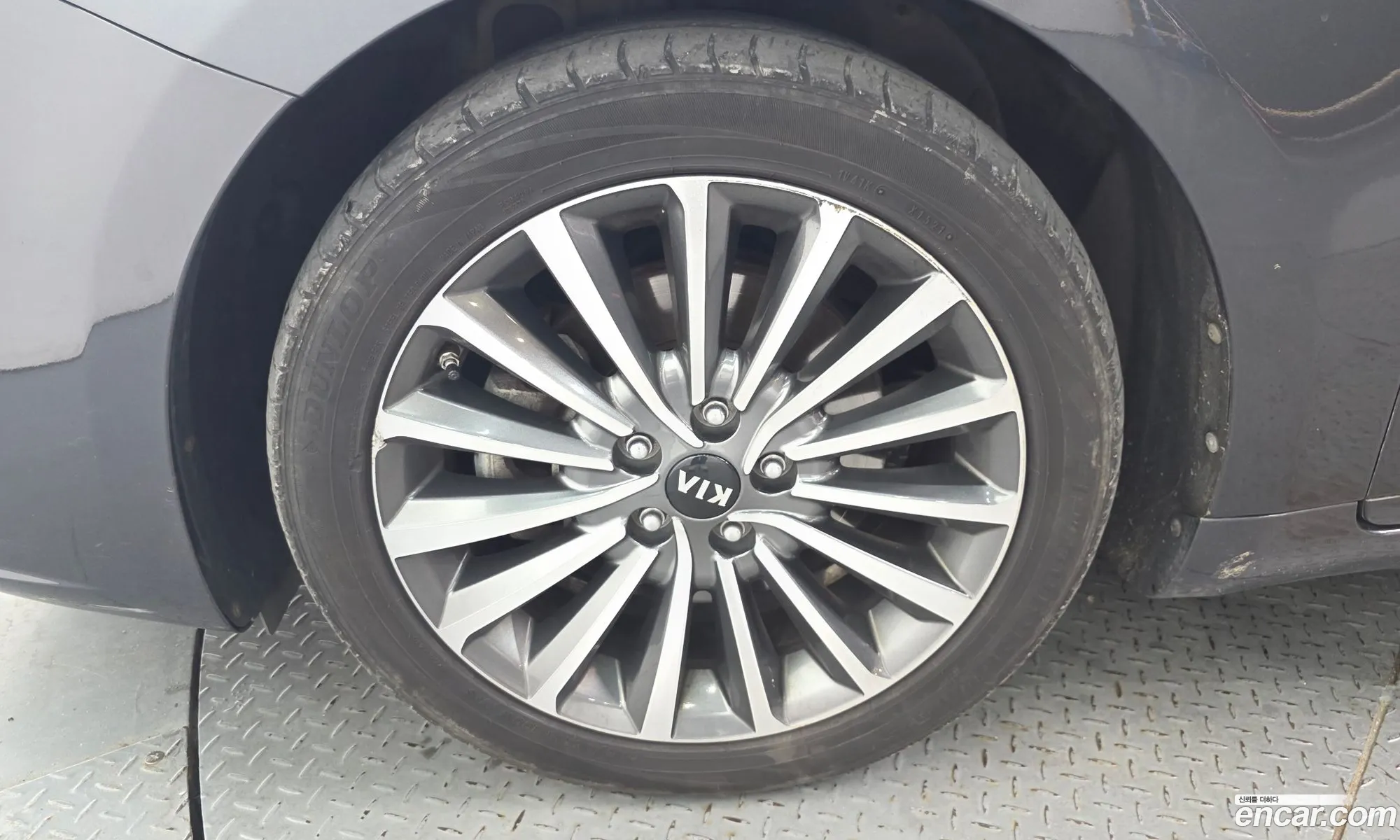 Kia K7 2018 — 22