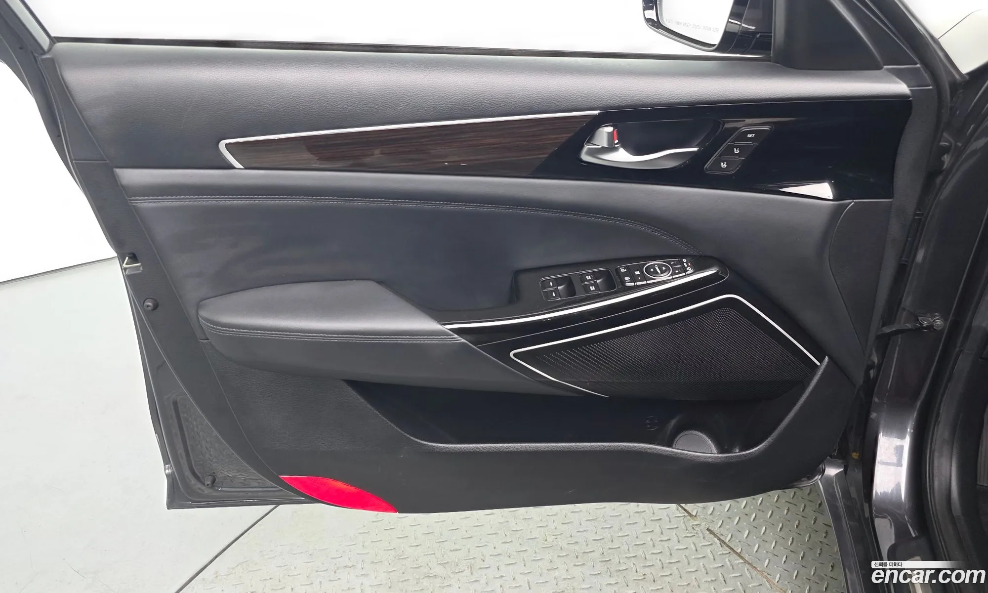 Kia K7 2018 — 2