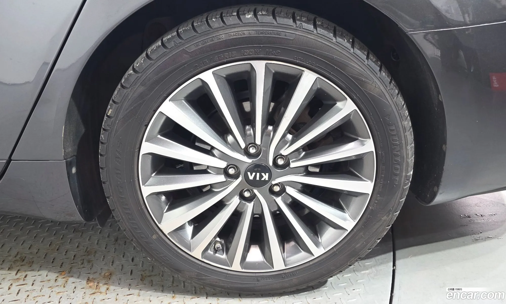 Kia K7 2018 — 27