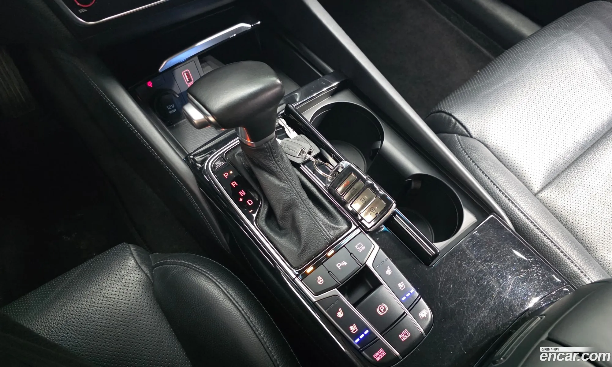 Kia K7 2018 — 18