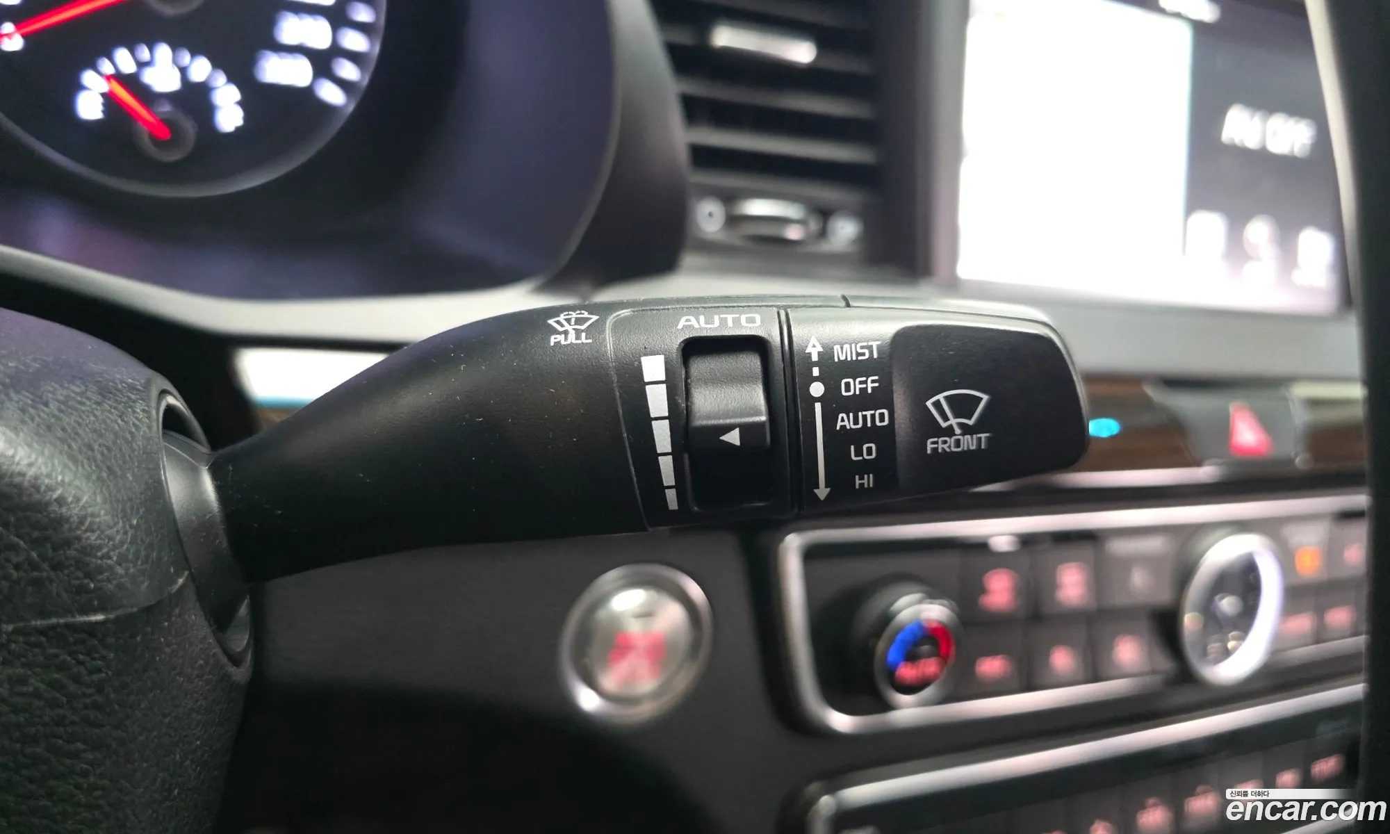 Kia K7 2018 — 20