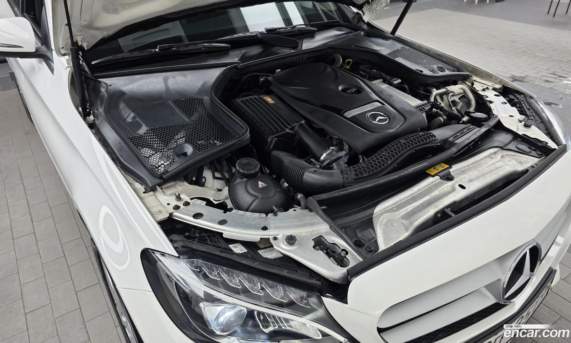 Mercedes-Benz C-Class W205 2017 — 23