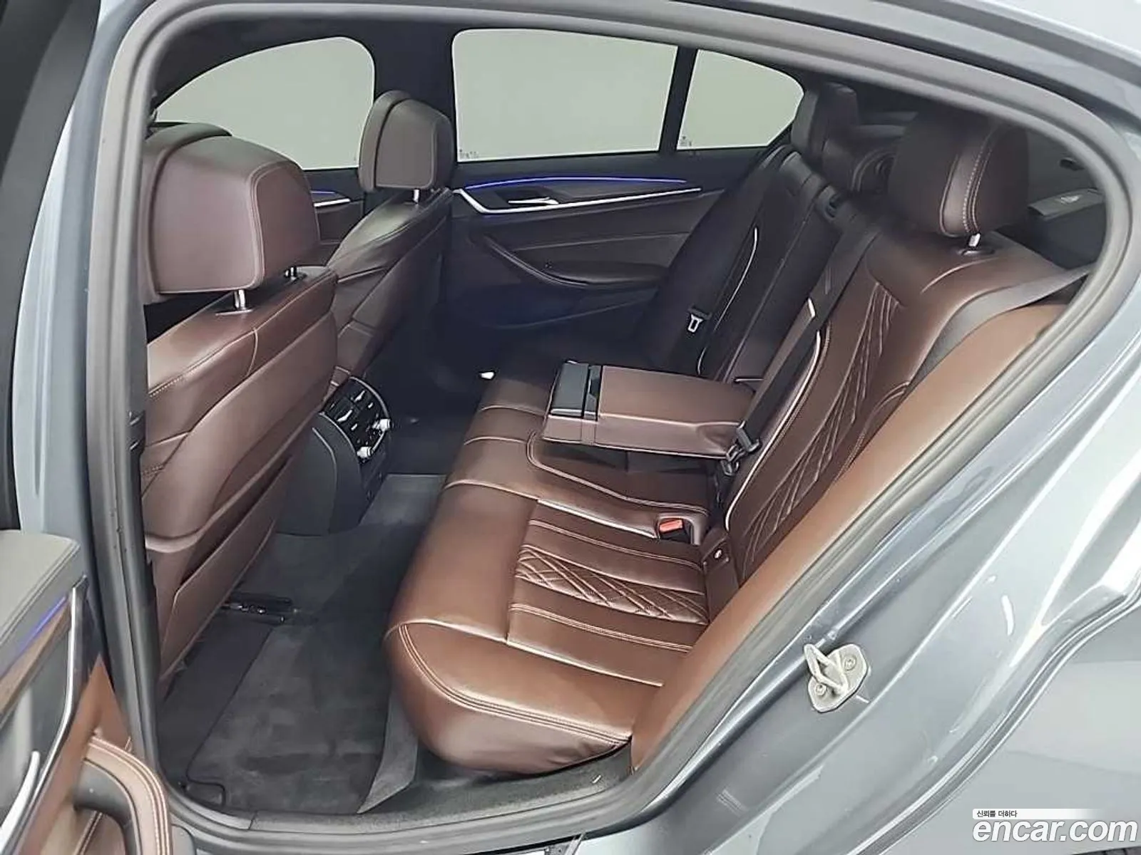 BMW 5 Series 2017 — 8