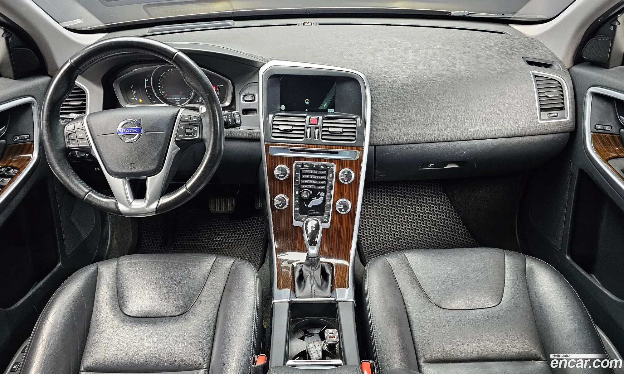 Volvo XC60 2015 YV1DZA8BDG2852805 — 7