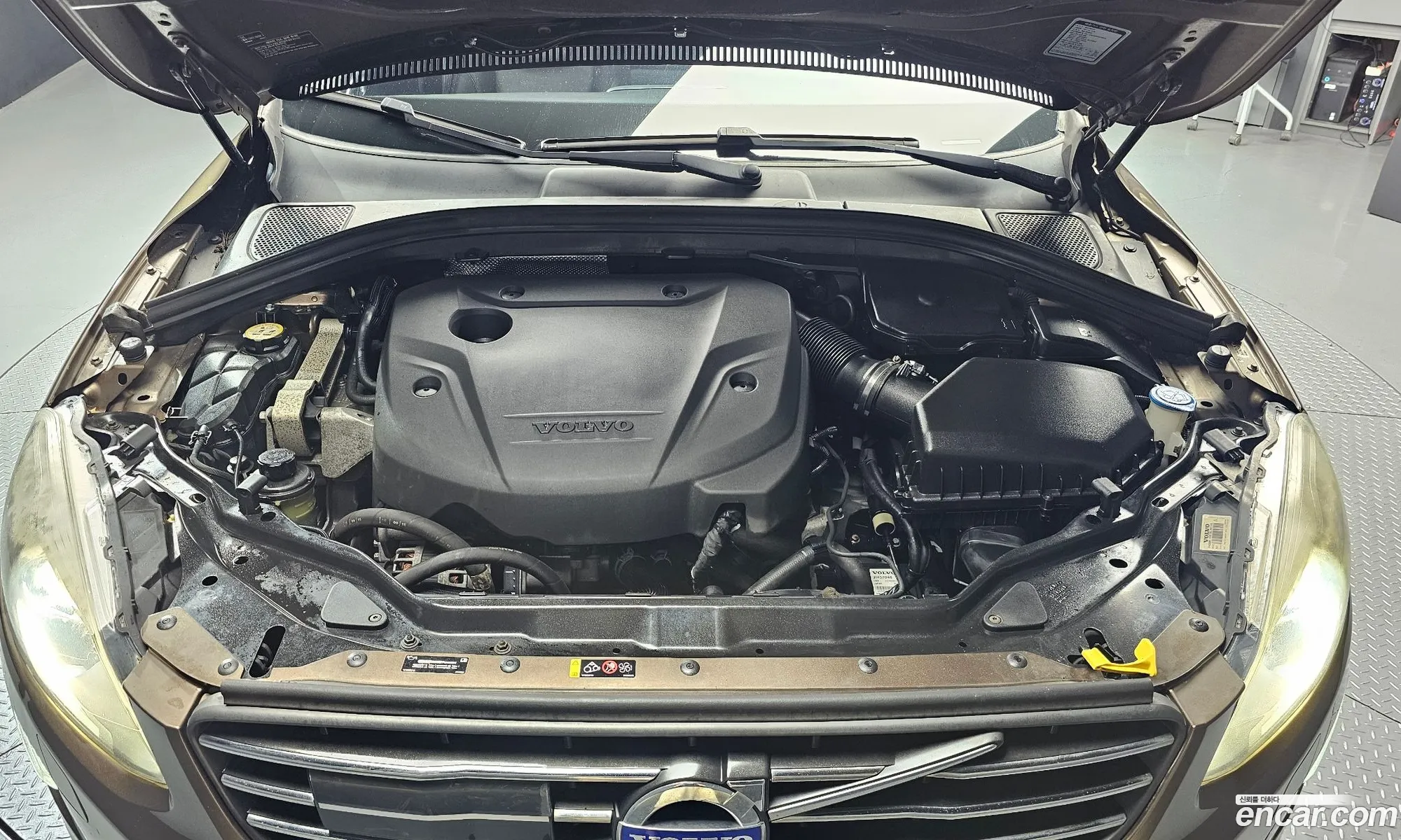Volvo XC60 2015 YV1DZA8BDG2852805 — 18