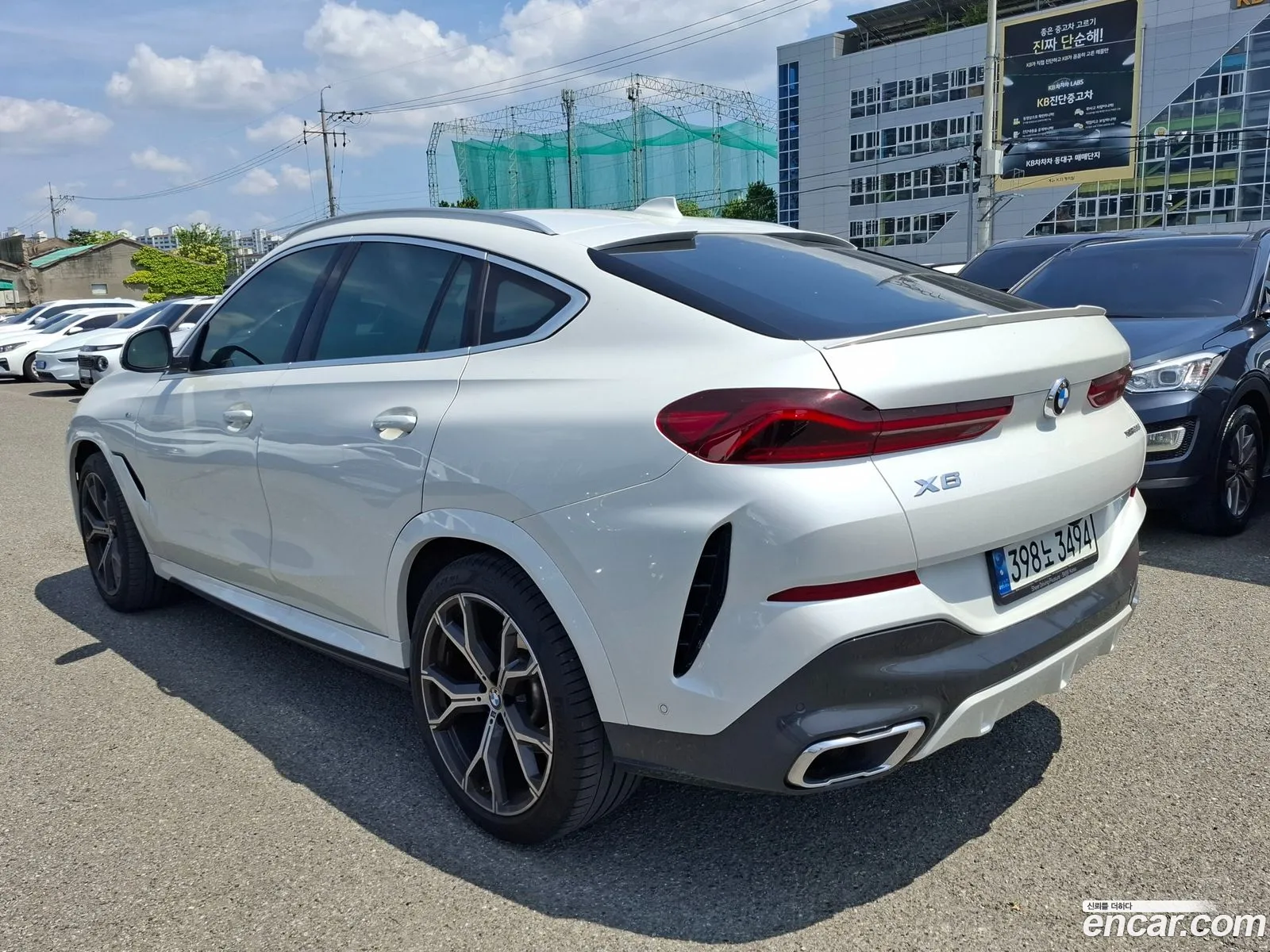 BMW X6 2022 — 7