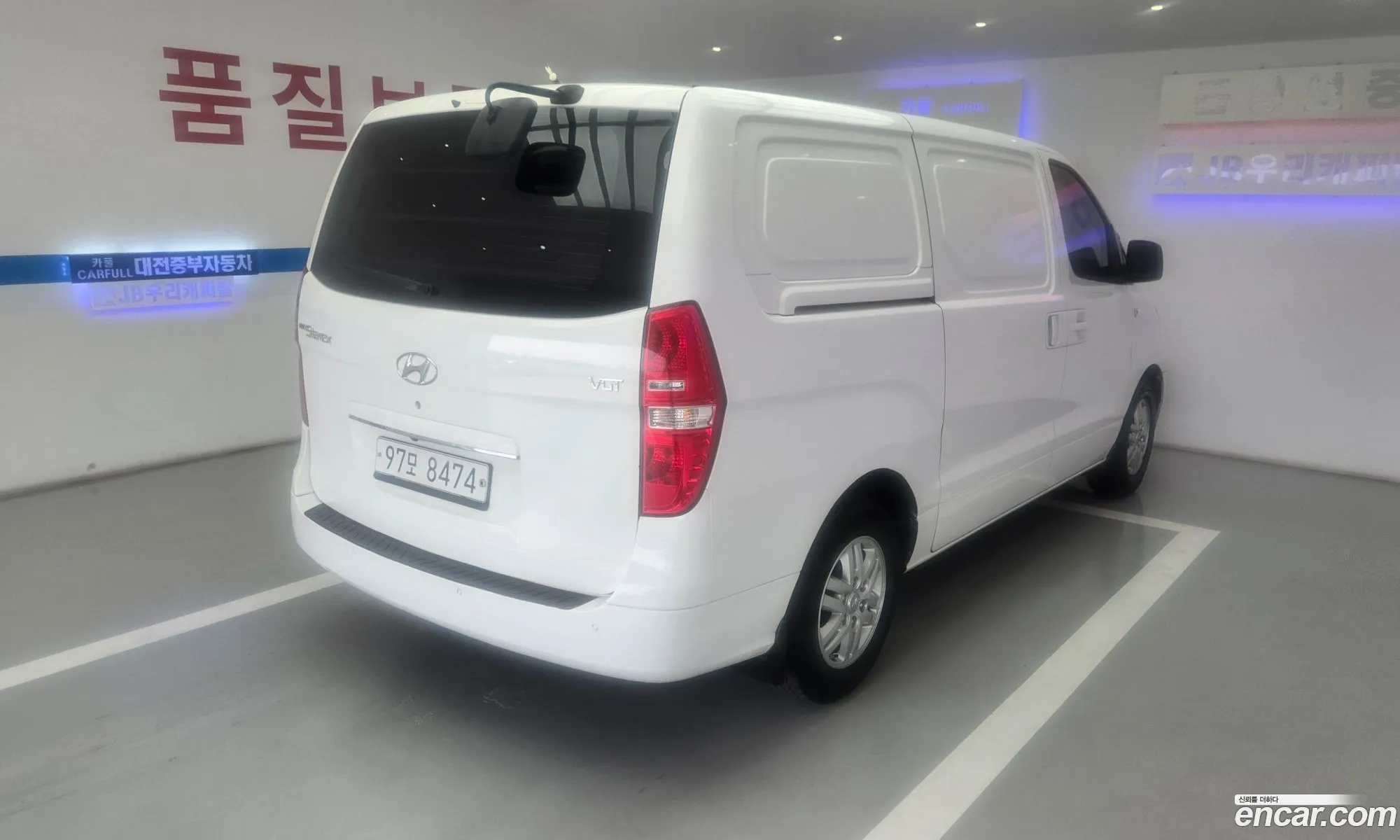 Hyundai Grand Starex 2016 — 19