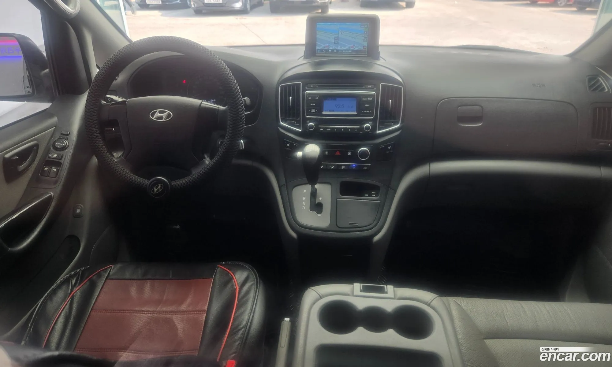 Hyundai Grand Starex 2016 — 20