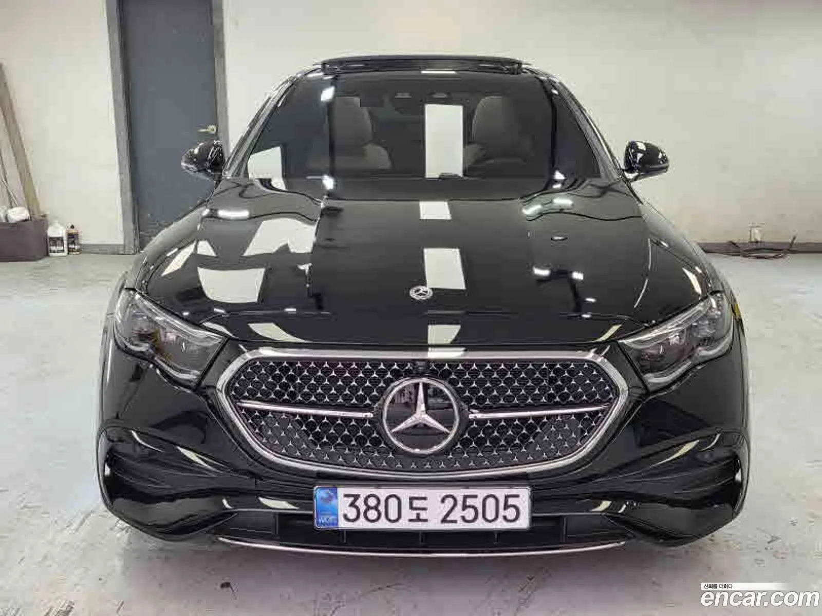 Mercedes-Benz E-Class W214 2025 — 15