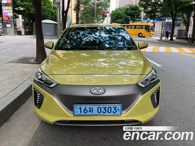 Hyundai Ioniq Electric