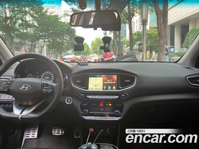 Hyundai Ioniq Electric