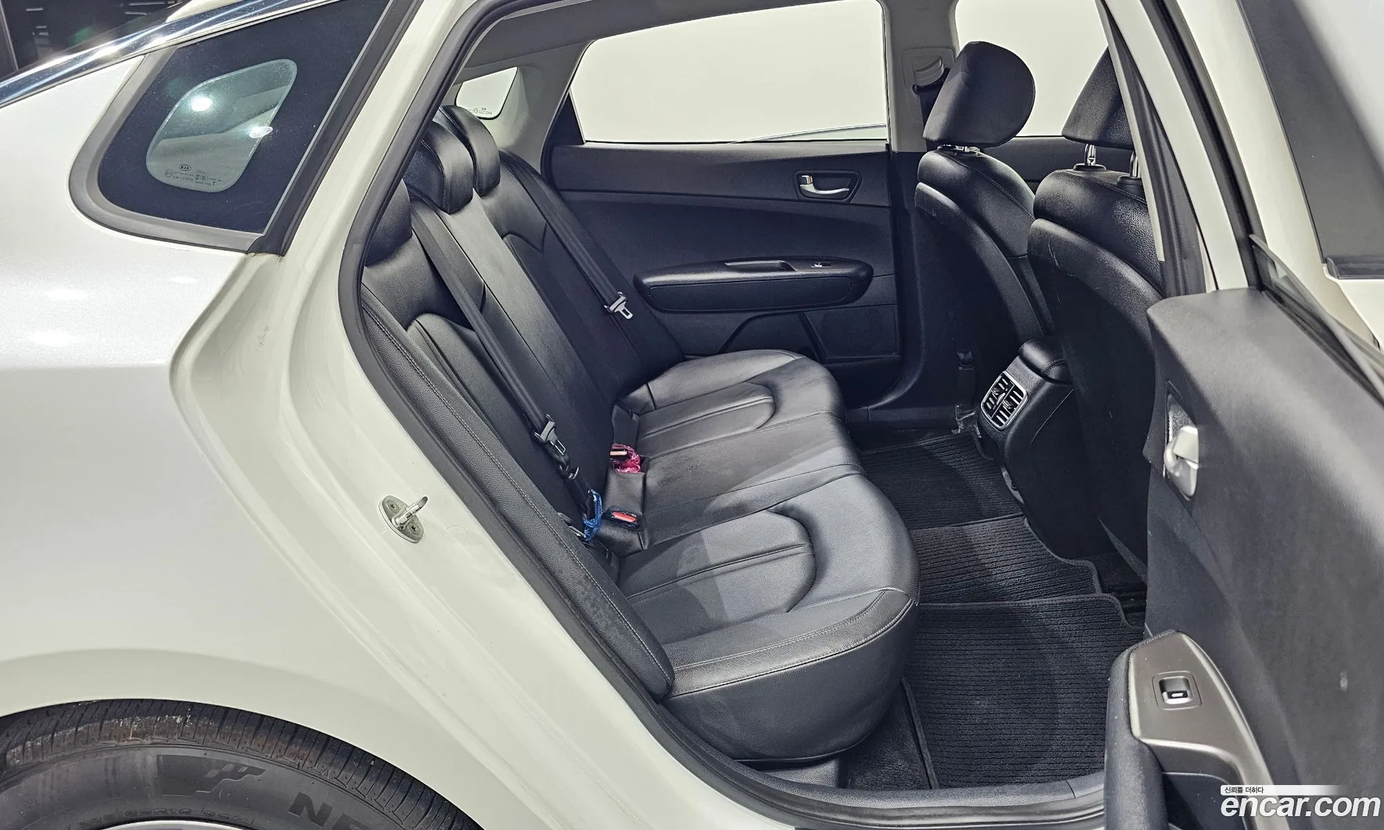 Kia K5 2019 — 16