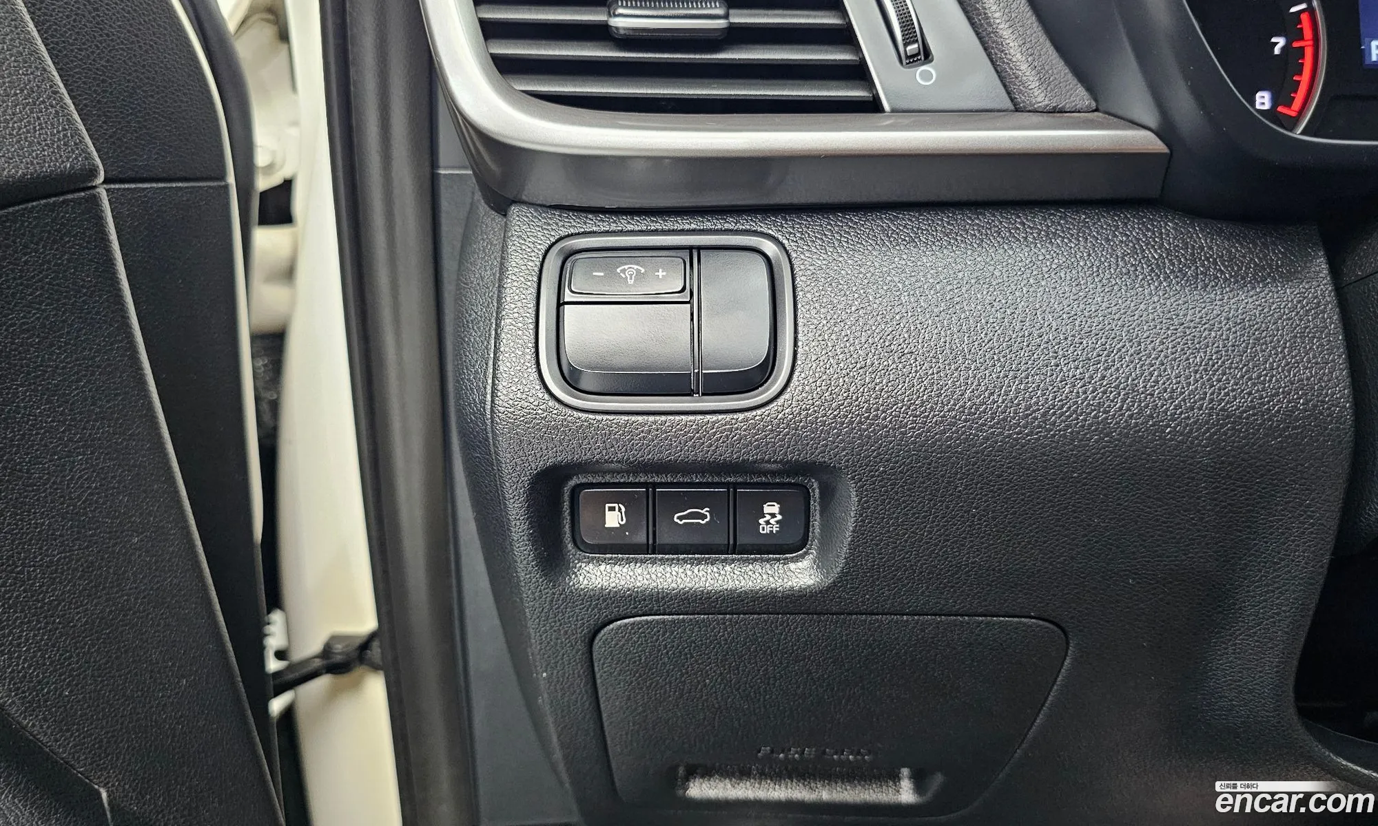 Kia K5 2019 — 8
