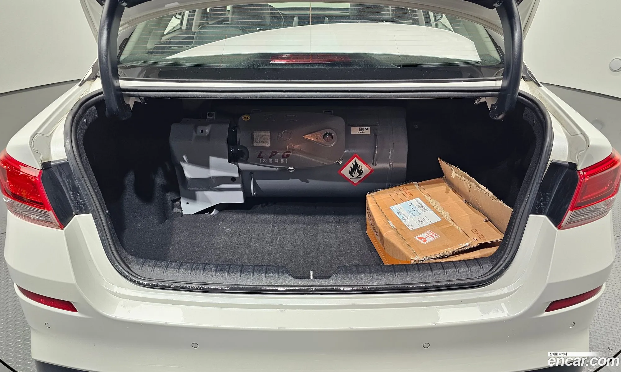 Kia K5 2019 — 17