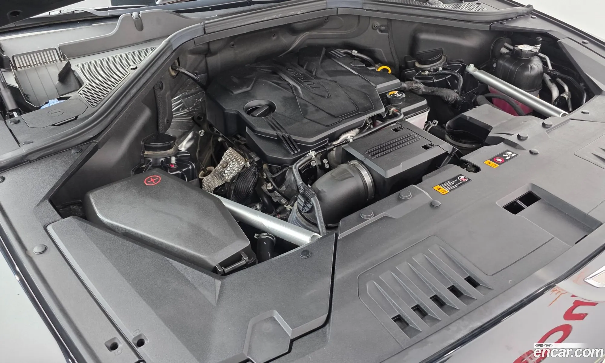 Genesis GV80 2022 KMTHA81BDNU104438 — 4
