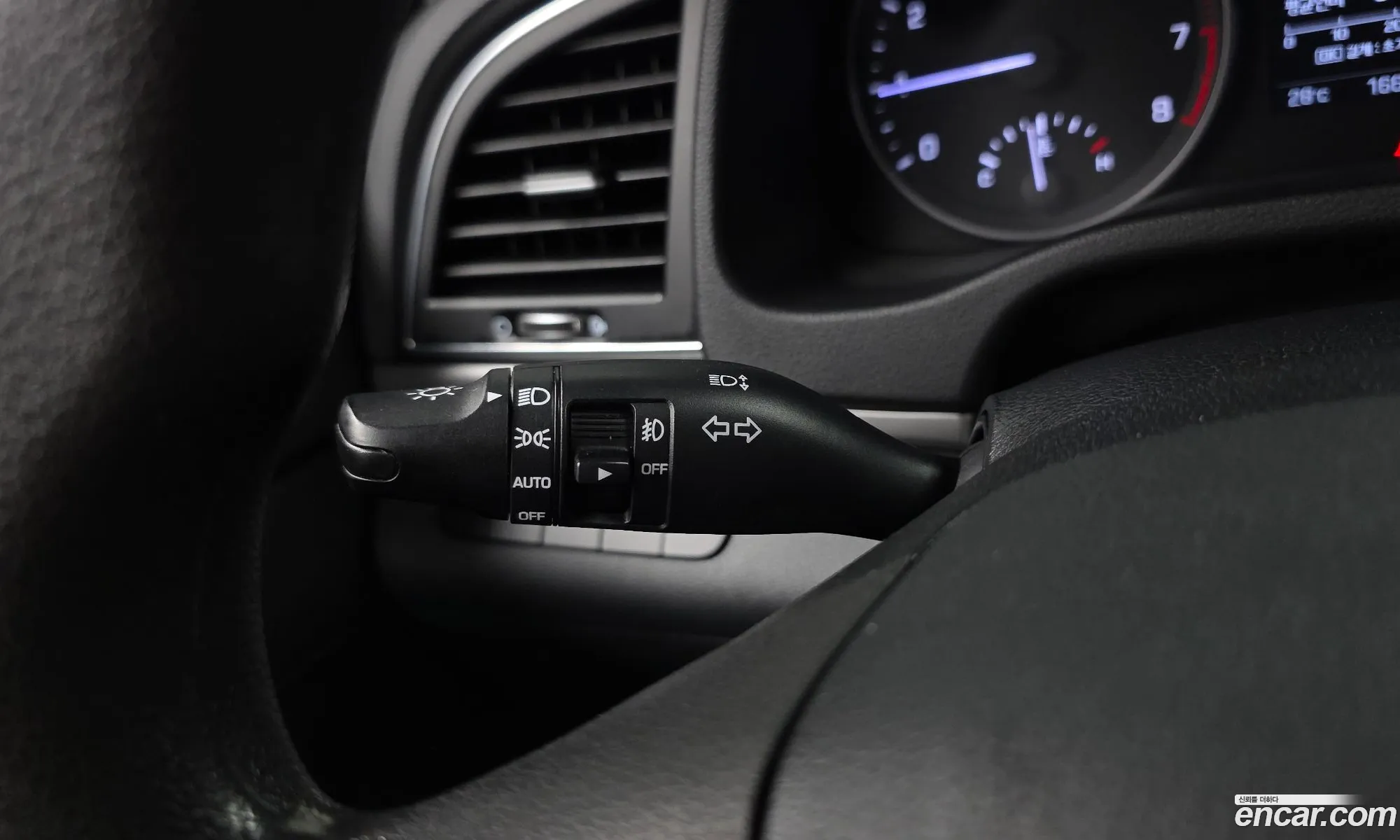 Hyundai Elantra AD 2018 — 3
