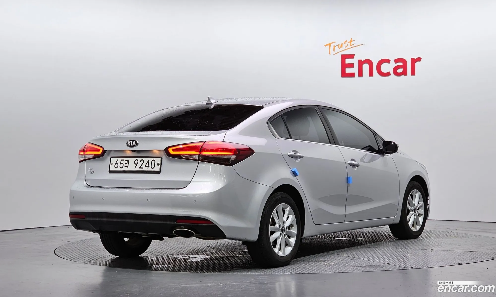 Kia K3 2017 — 5