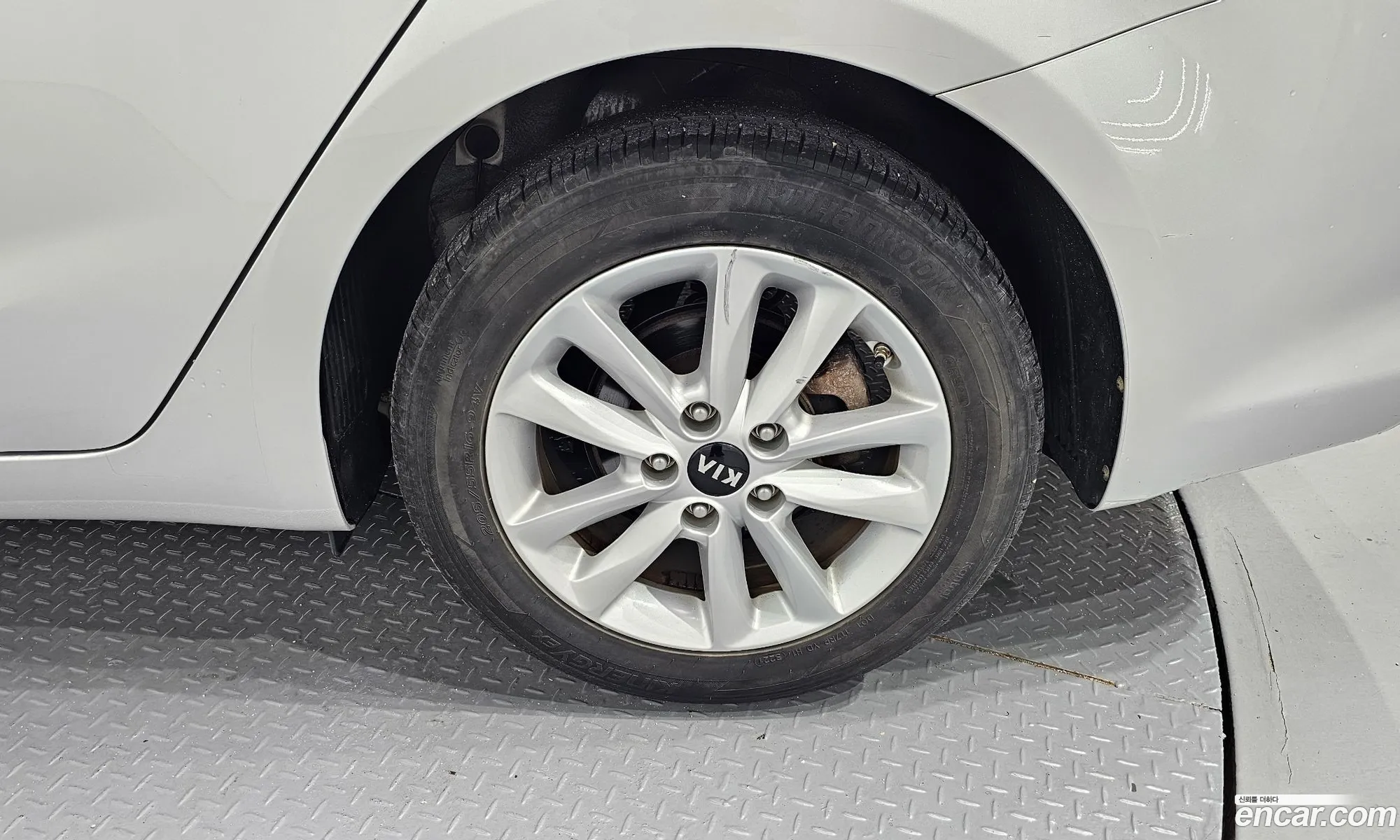 Kia K3 2017 — 6