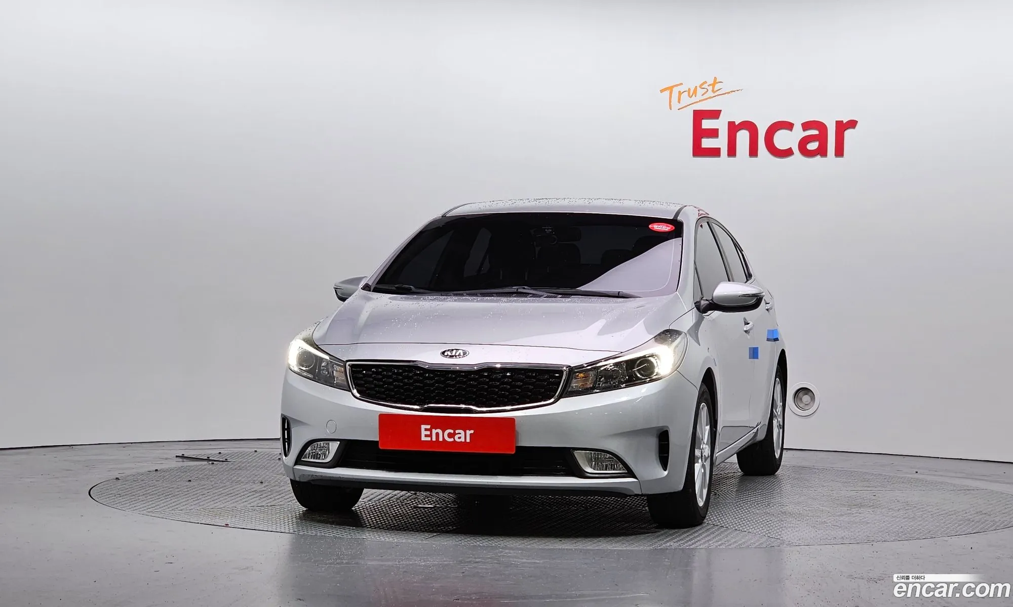 Kia K3 2017 — 24