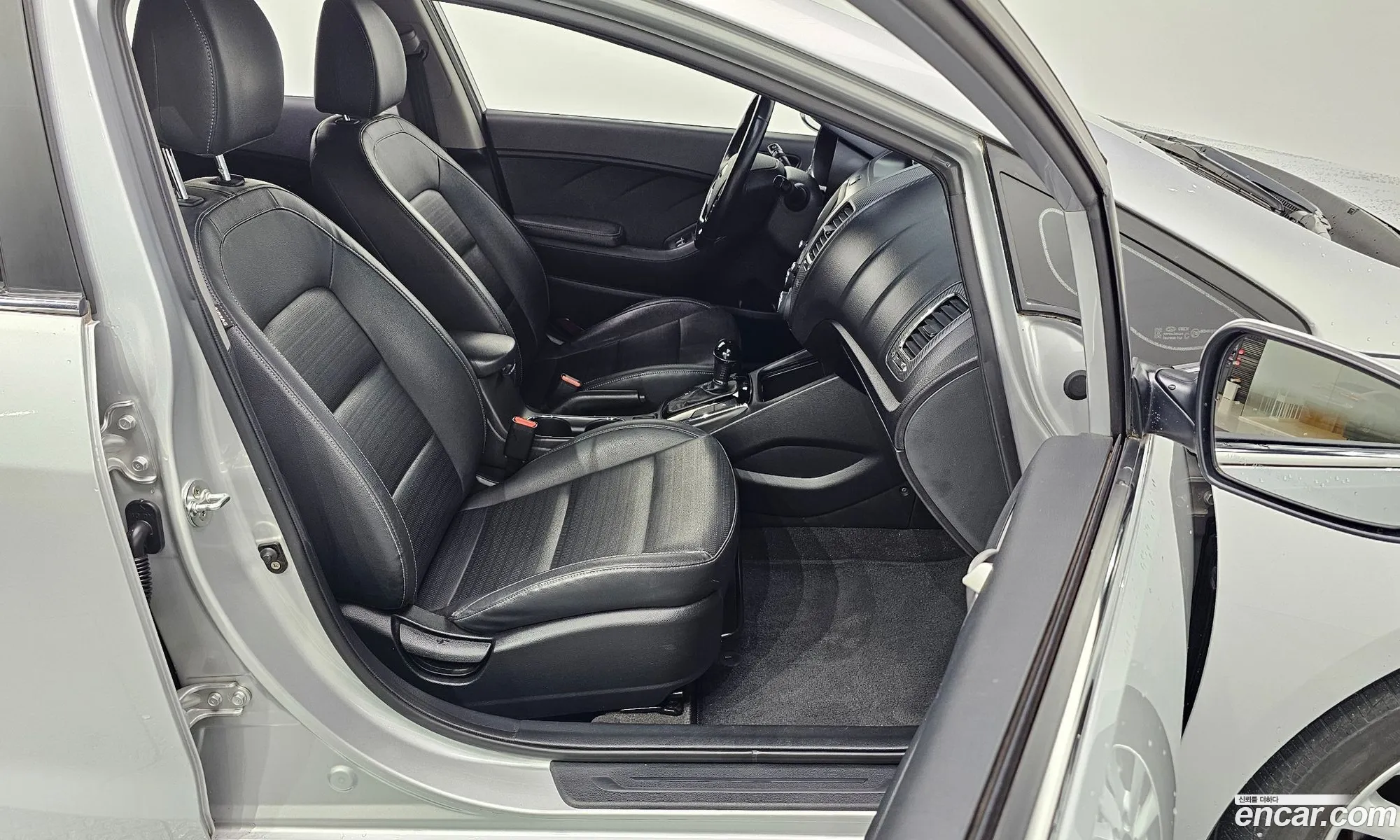 Kia K3 2017 — 8
