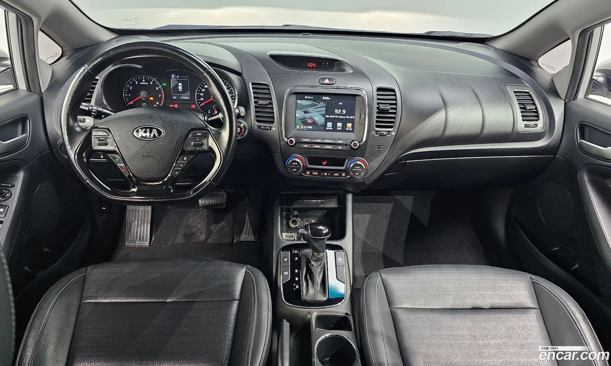 Kia K3 2017 — 19