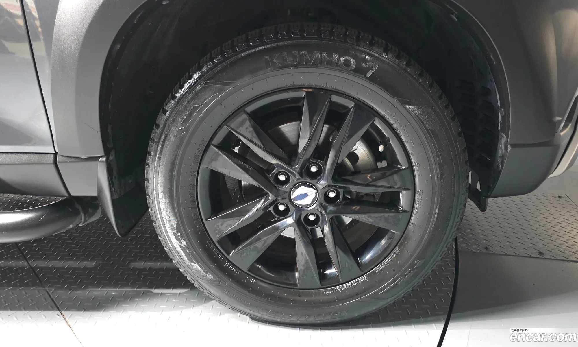 KG Mobility (SsangYong) Rexton Sports Khan