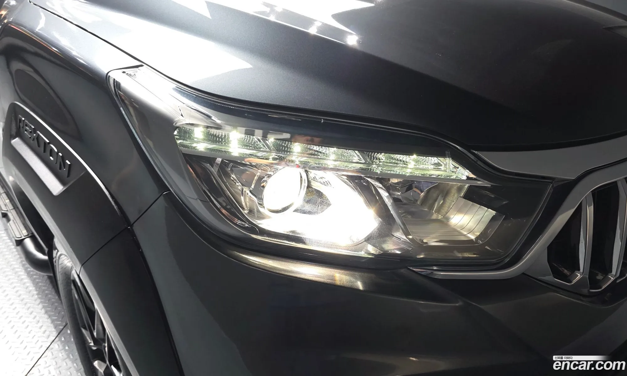 KG Mobility (SsangYong) Rexton Sports Khan
