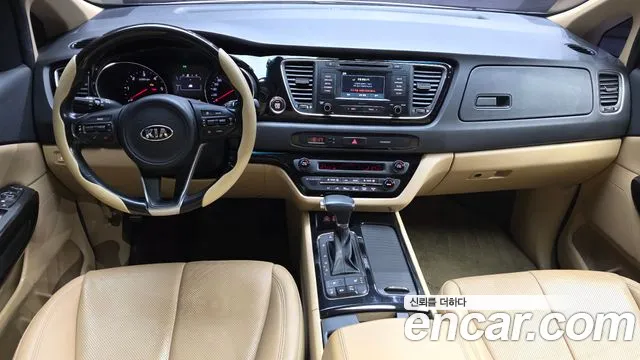 Kia Carnival 2017 — 4