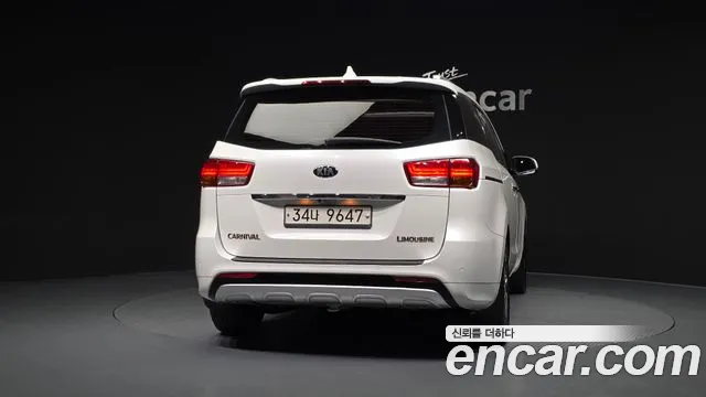 Kia Carnival 2017 — 3