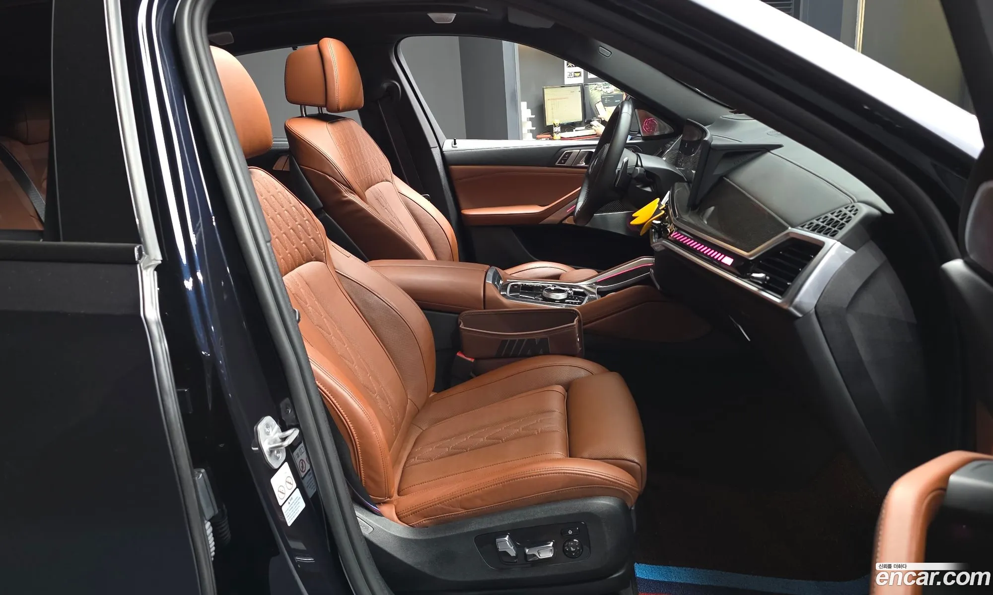 BMW X6 2023 WBA41EX04R9S27120 — 4