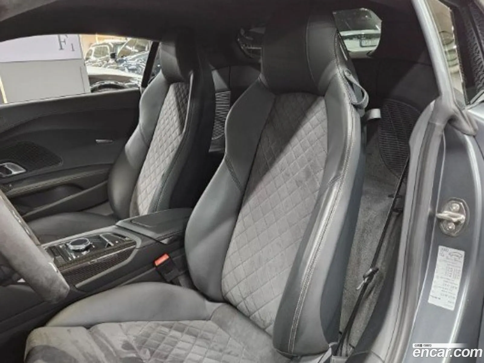 Audi R8 2019 — 7