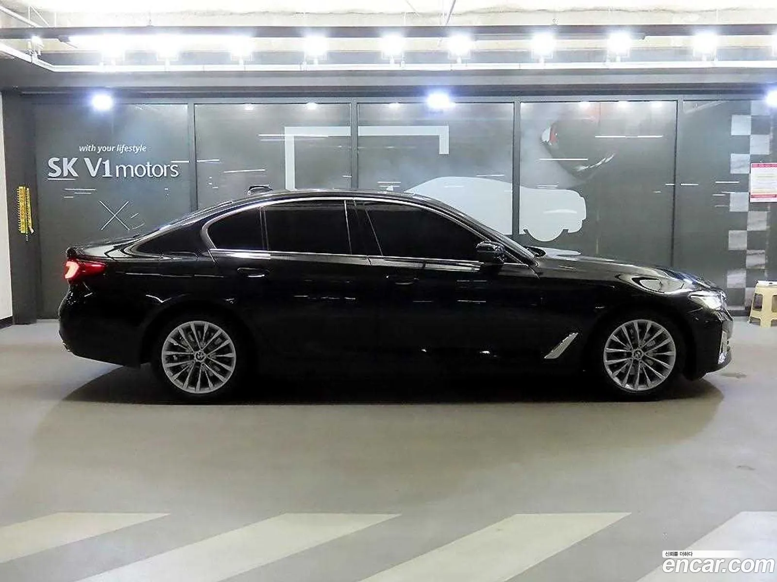 BMW 5 Series 2022 — 3